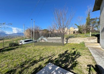 Foto 3 - Casa indipendente Via cascioni
 
4, Sant'Omero - foto 3