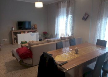 Sala da pranzo - Quadrilocale VIA VALENTINO MAZZOLA
 
5900, Capaci - foto 23