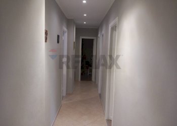 Hall / corridoio - Quadrilocale VIA VALENTINO MAZZOLA
 
5900, Capaci - foto 26