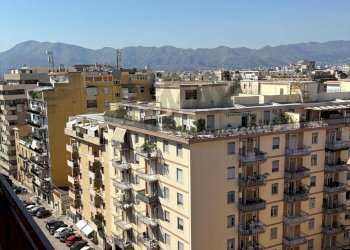 Edificio all\'aperto - Appartamento via Sampolo
 
57, Palermo - foto 1