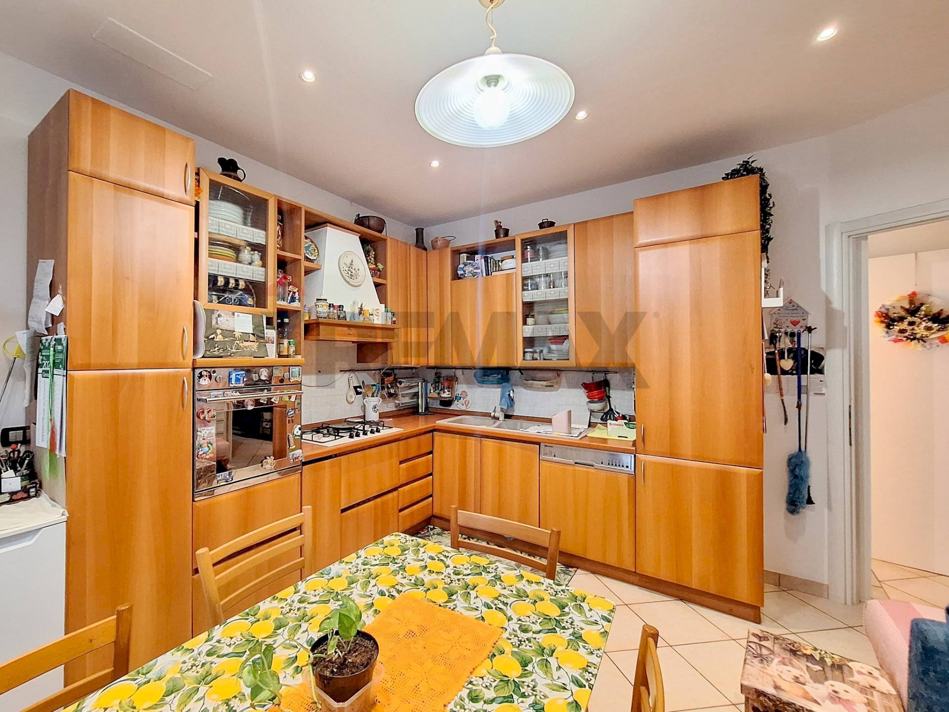 Cucina - Three-room apartment Via Carducci
15, Cairate - photo 3