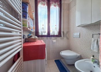 Bagno - Trilocale Via Carducci
 
15, Cairate - foto 8