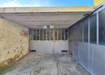 Terrazza - Trilocale Via Carducci
 
15, Cairate - foto 10