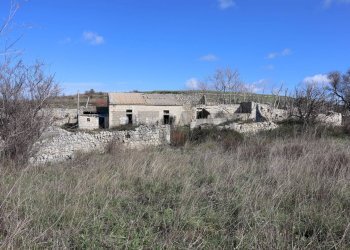 Vista delle montagne - Rustico C.da Scorsonara
 
snc, Ragusa - foto 2