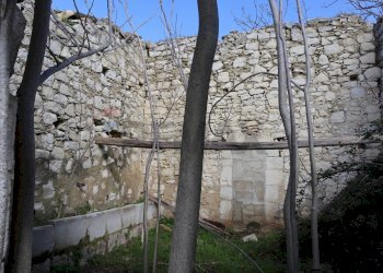 Edificio all\'aperto - Rustico C.da Scorsonara
 
snc, Ragusa - foto 21