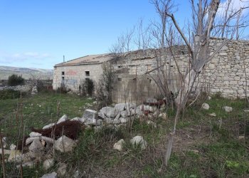 Vista delle montagne - Rustico C.da Scorsonara
 
snc, Ragusa - foto 27