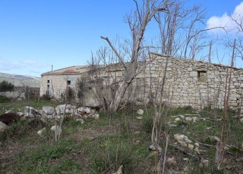 Vista delle montagne - Rustico C.da Scorsonara
 
snc, Ragusa - foto 29