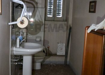 Bagno - Casa indipendente corso Vitt.Veneto
 
207, Ragusa - foto 9