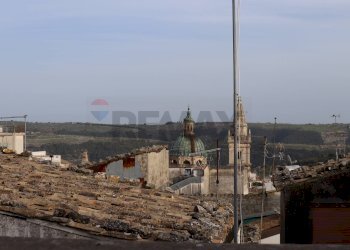 Edificio all\'aperto - Trilocale Corso Vitt. Veneto
 
207, Ragusa - foto 1