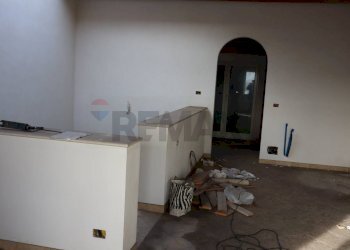 Stanza vuota - Trilocale Corso Vitt. Veneto
 
207, Ragusa - foto 5