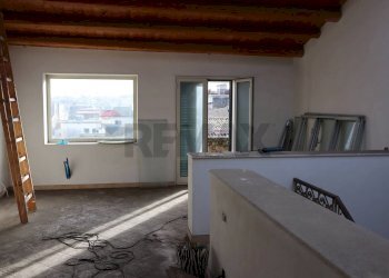 Stanza vuota - Trilocale Corso Vitt. Veneto
 
207, Ragusa - foto 7