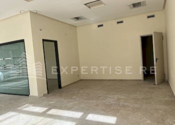 Foto 13 - Locale Commerciale Via Libertà
 
17, Pollina - foto 13