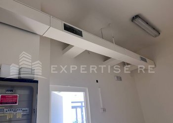 Foto 14 - Locale Commerciale Via Libertà
 
17, Pollina - foto 14