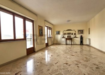 Stanza vuota - Appartamento Viale della regione siciliana Nord Ovest
 
2551, Palermo - foto 3