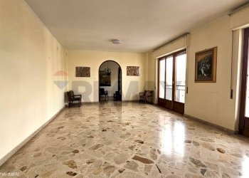 Stanza vuota - Appartamento Viale della regione siciliana Nord Ovest
 
2551, Palermo - foto 5