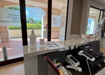 Foto 5 - Locale Commerciale Via Principe Umberto
 
15, Adro - foto 5