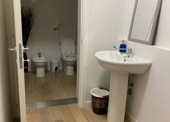 Foto 15 - Locale Commerciale Via Principe Umberto
 
15, Adro - foto 15