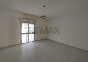 Stanza vuota - Casa indipendente Cellino San Marco - foto 3