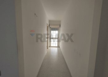 Hall / corridoio - Casa indipendente Cellino San Marco - foto 7