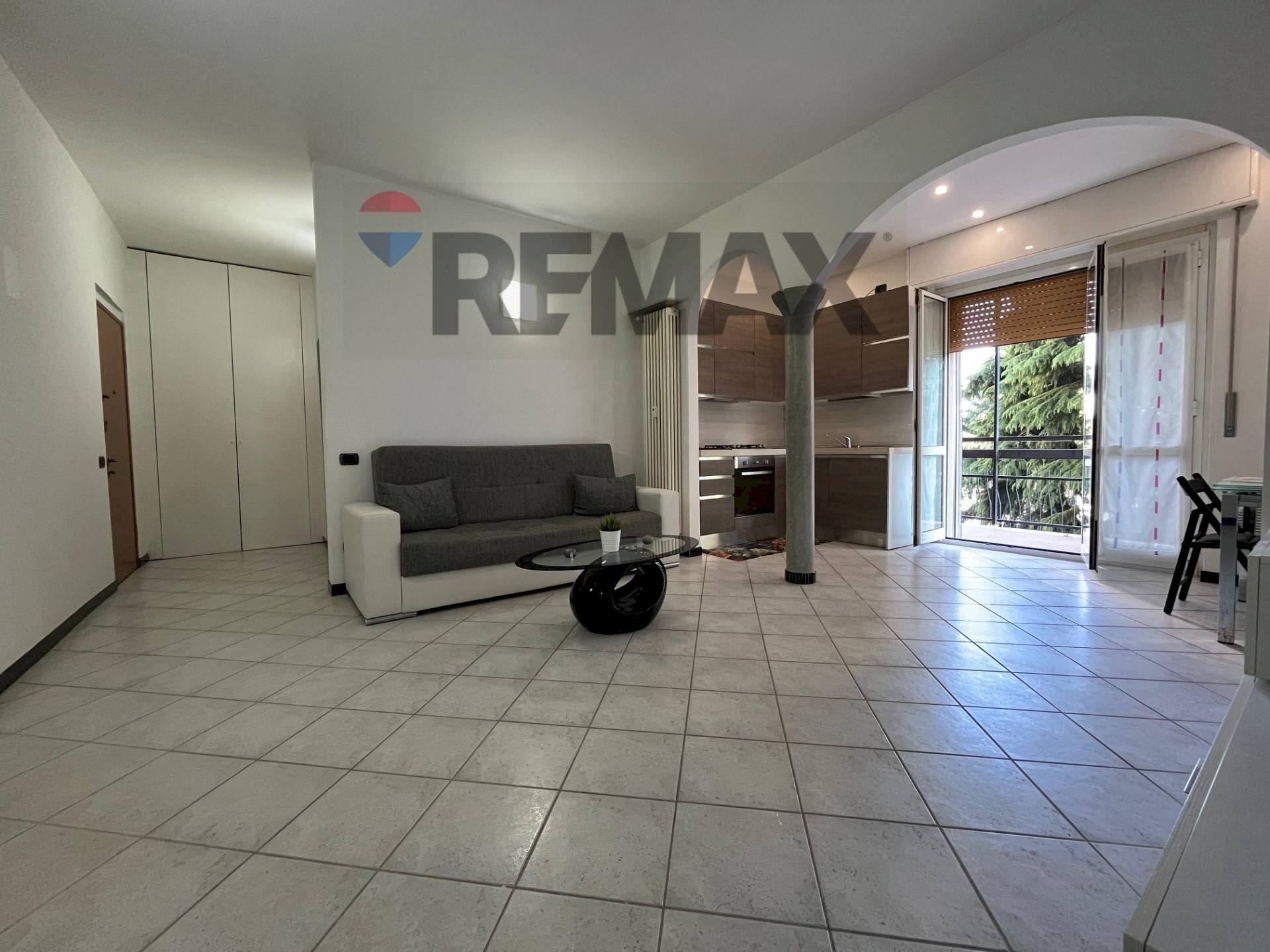 Soggiorno - Bilocale VIA FRATELLI CERVI
 
25, San Giuliano Milanese - foto 1