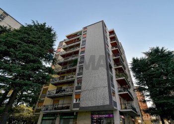 Edificio all\'aperto - Bilocale VIA FRATELLI CERVI
 
25, San Giuliano Milanese - foto 5