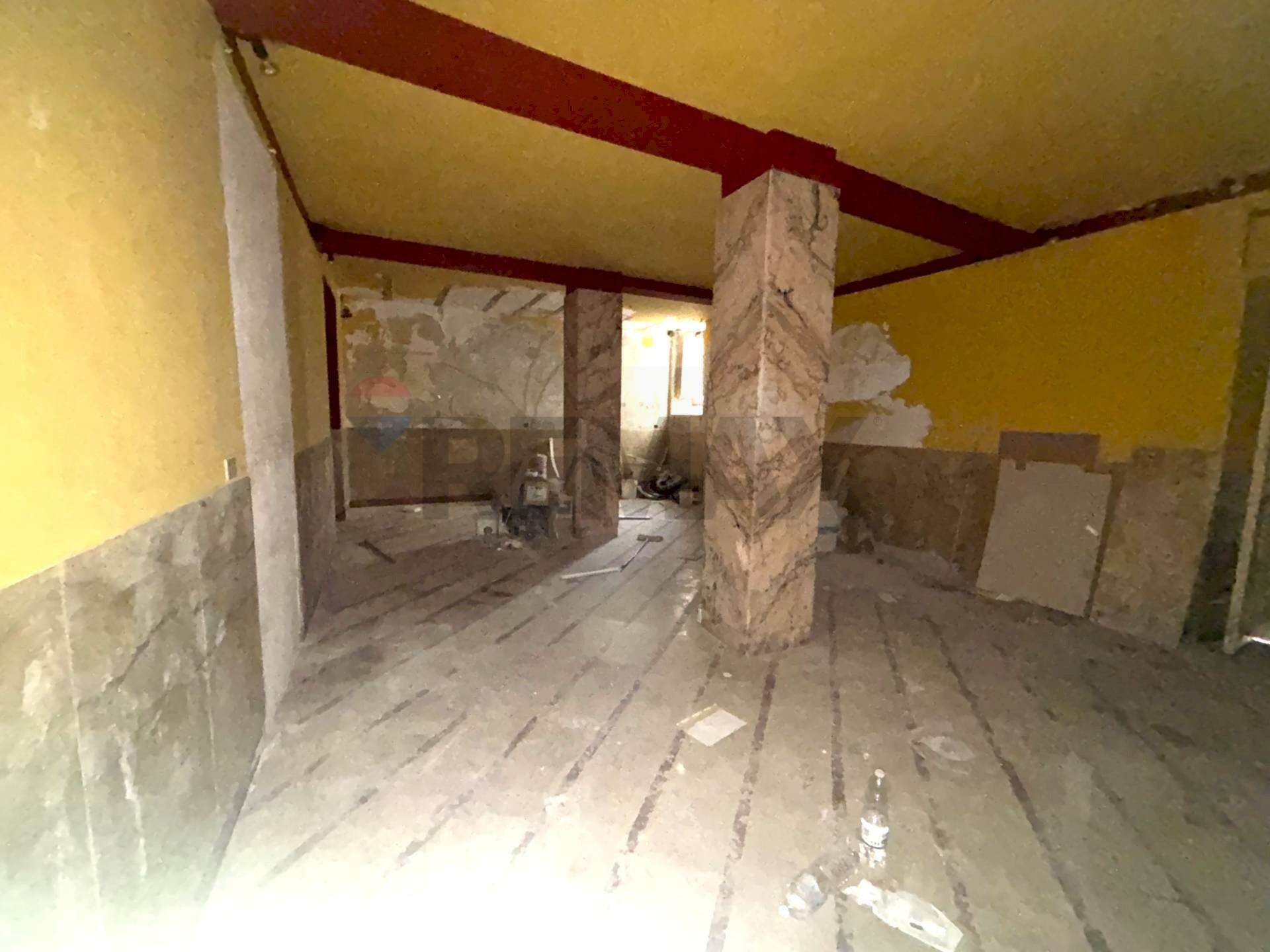 Stanza vuota - Commercial Premises Vicolo Paterno'
18, Palermo - photo 3