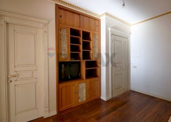 Stanza vuota - Trilocale Via Genova
 
41, Gravina in Puglia - foto 9