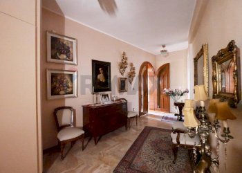 Hall / corridoio - Appartamento Corso Canio Musacchio
 
6, Gravina in Puglia - foto 9