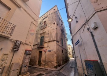 Edificio all\'aperto - Casa indipendente Via Museo
 
1/5, Gravina in Puglia - foto 1