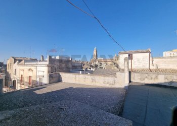Edificio all\'aperto - Casa indipendente Via Museo
 
1/5, Gravina in Puglia - foto 22