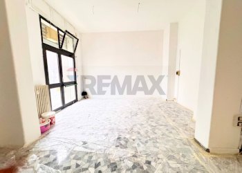 Stanza vuota - Commercial Premises Piazza Carlo Alberto Dalla Chiesa
78, Parma - photo 3