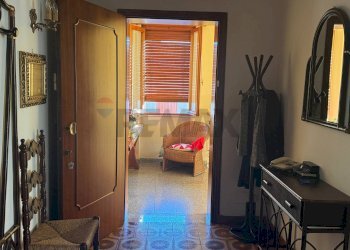 Hall / corridoio - Villa via Manzoni
 
19, Brebbia - foto 8