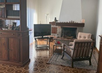 Soggiorno - Villa via Manzoni
 
19, Brebbia - foto 10