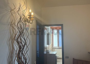 Hall / corridoio - Villa via Manzoni
 
19, Brebbia - foto 21