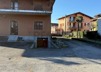 Edificio all\'aperto - Villa via Manzoni
 
19, Brebbia - foto 28
