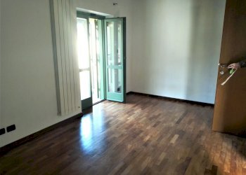 camera da letto - Two-room apartment Via Circonvallazione
 
30, Pecetto Torinese - photo 11