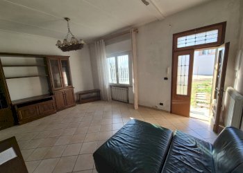 Foto 10 - Casa indipendente VIA ARGINE VECCHIO
 
80, Terre del Reno - foto 10