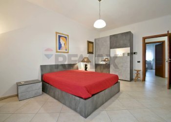 Camera / camera da letto - Appartamento via Gramsci
 
8, Quartu Sant'Elena - foto 19