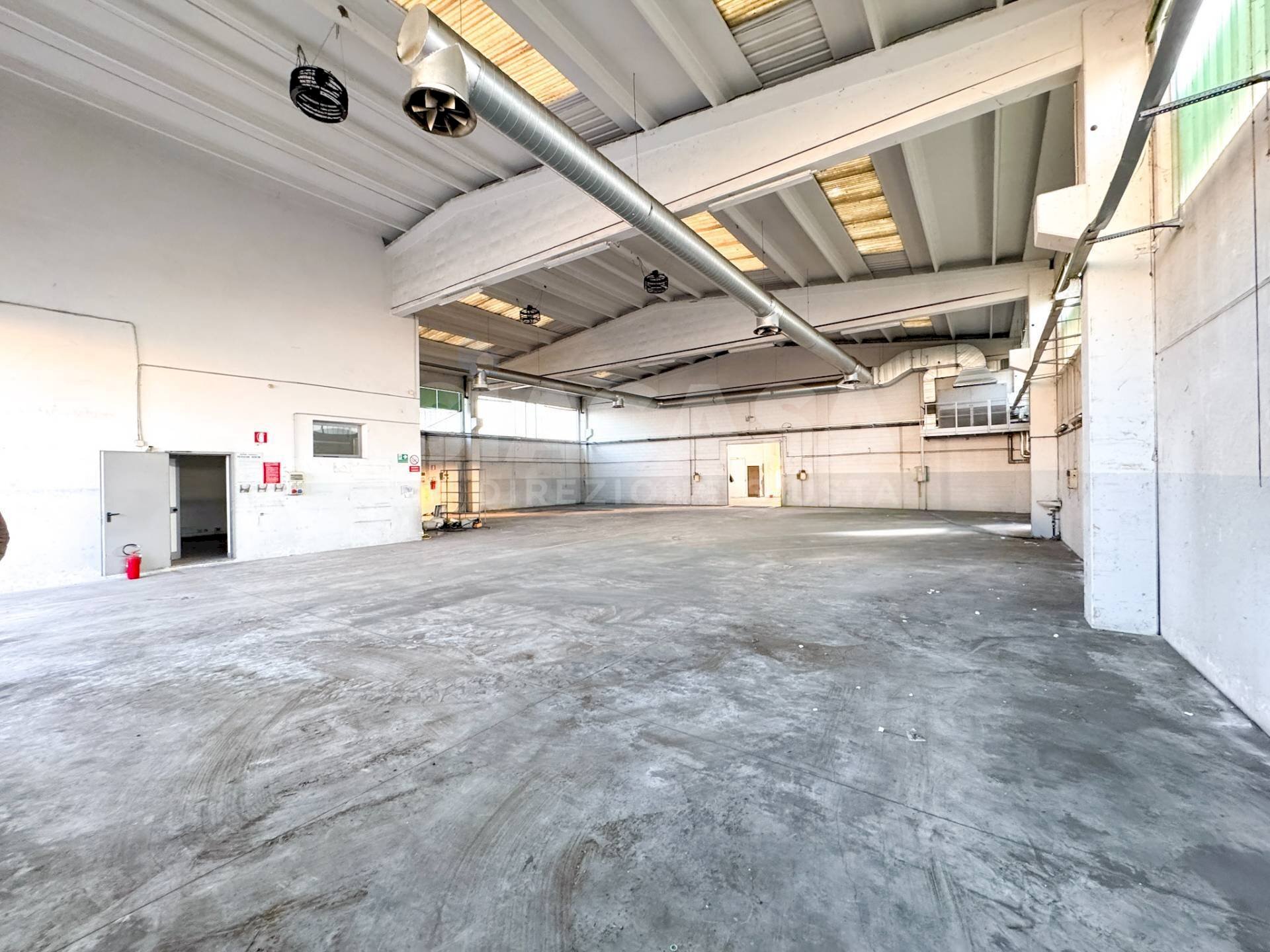 Foto 3 - Shed Vimercate - photo 3