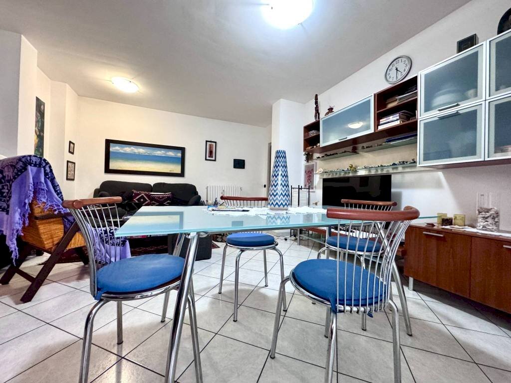 Cucina - Three-room apartment via Antonio Vivaldi, Borgomanero - photo 3