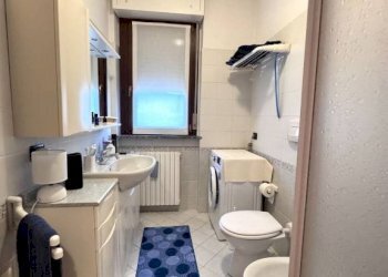 Bagno - Three-room apartment via Antonio Vivaldi, Borgomanero - photo 7