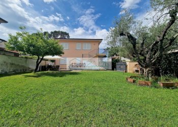 Foto 35 - Three-room apartment Via Mincio, Camaiore - photo 35