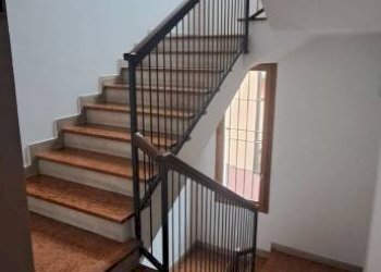 Interno palazzo - Trilocale via Giovanni Battista Morgagni, Bologna (zona Centro Storico) - foto 11