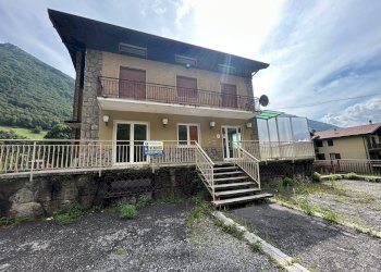 Foto 1 - Stabile - Palazzo Viale Valzella
 
2, Ardesio - foto 1