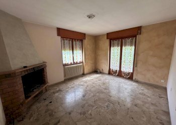 Foto 9 - Stabile - Palazzo Viale Valzella
 
2, Ardesio - foto 9