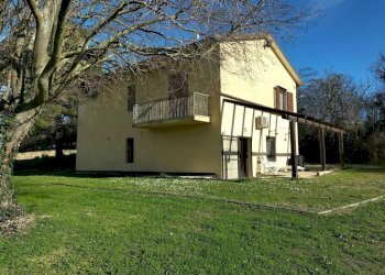 Facciata - Rustico via Croce del Monte, Osimo - foto 6