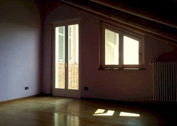 Camera da letto - Rustico via Oriassolo, Arignano - foto 10