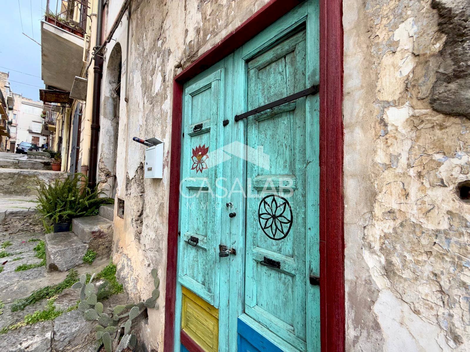 Foto 3 - Appartamento via marchiano
 
3, Carini - foto 2