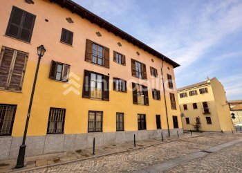 Foto 1 - Box Via Matteotti
 
8, Borgaro Torinese - photo 1