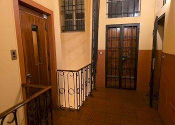 Ascensori - Quadrilocale via Santo Stefano, 10, Bologna (zona Centro Storico) - foto 8